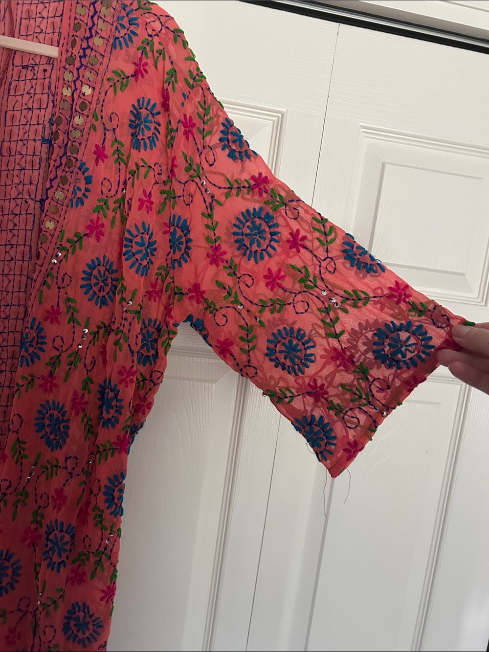Always on Holiday Store handmade robe with sequins and embroidered details. - Picture 8 of 11